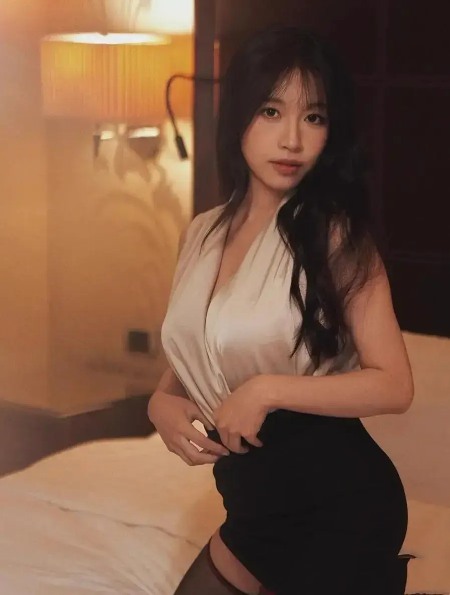 《小凤新婚》全集完整版在线免费放送-苏畅艾熙双人演绎高清直链秒播放-小凤新婚无删减免登录极速秒存